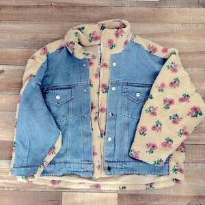 NEW MABLE women's floral sherpa denim jacket in light wash